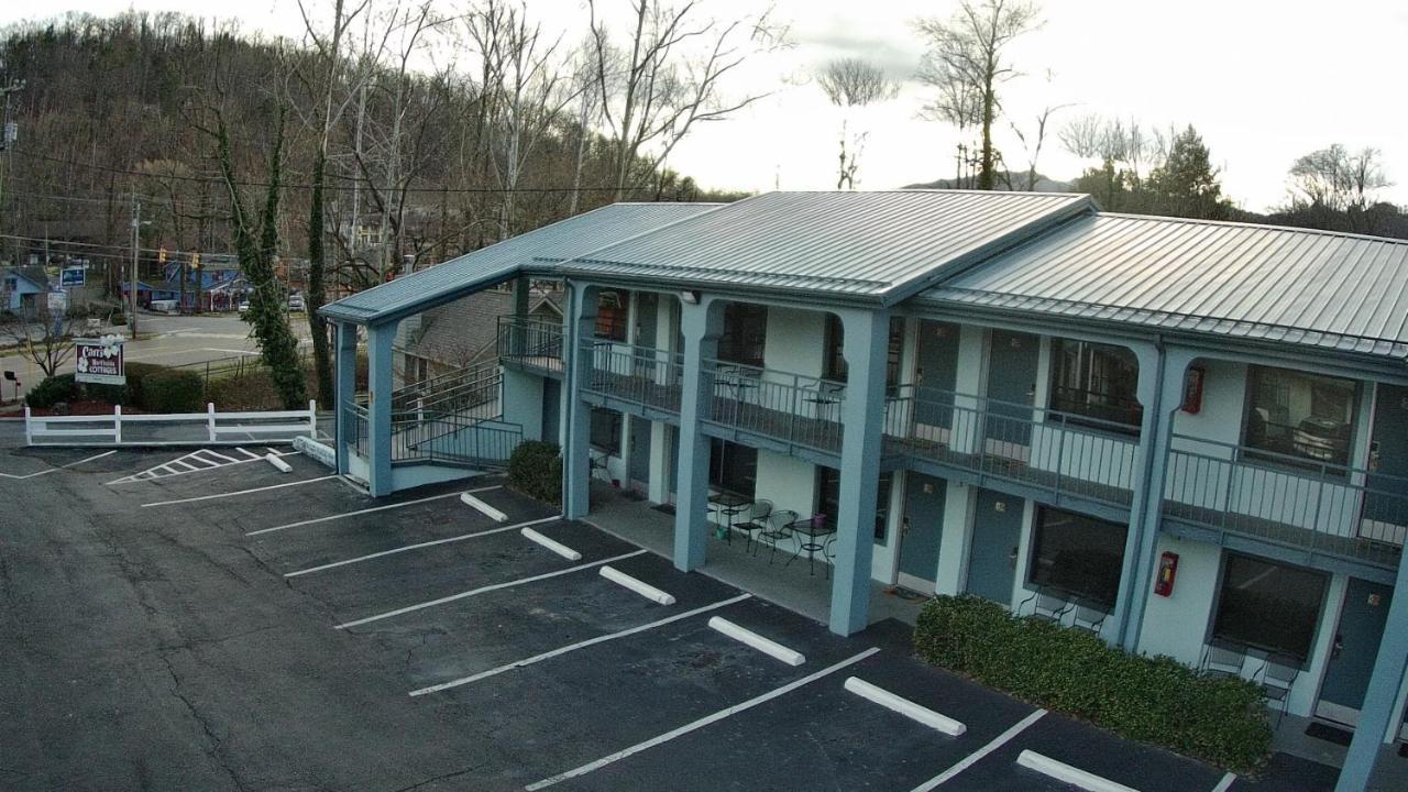 Country Town N' Suites แกตลิงเบิร์ก ภายนอก รูปภาพ