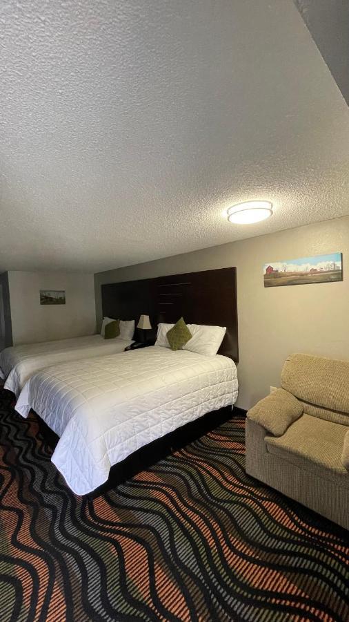 Country Town N' Suites แกตลิงเบิร์ก ภายนอก รูปภาพ