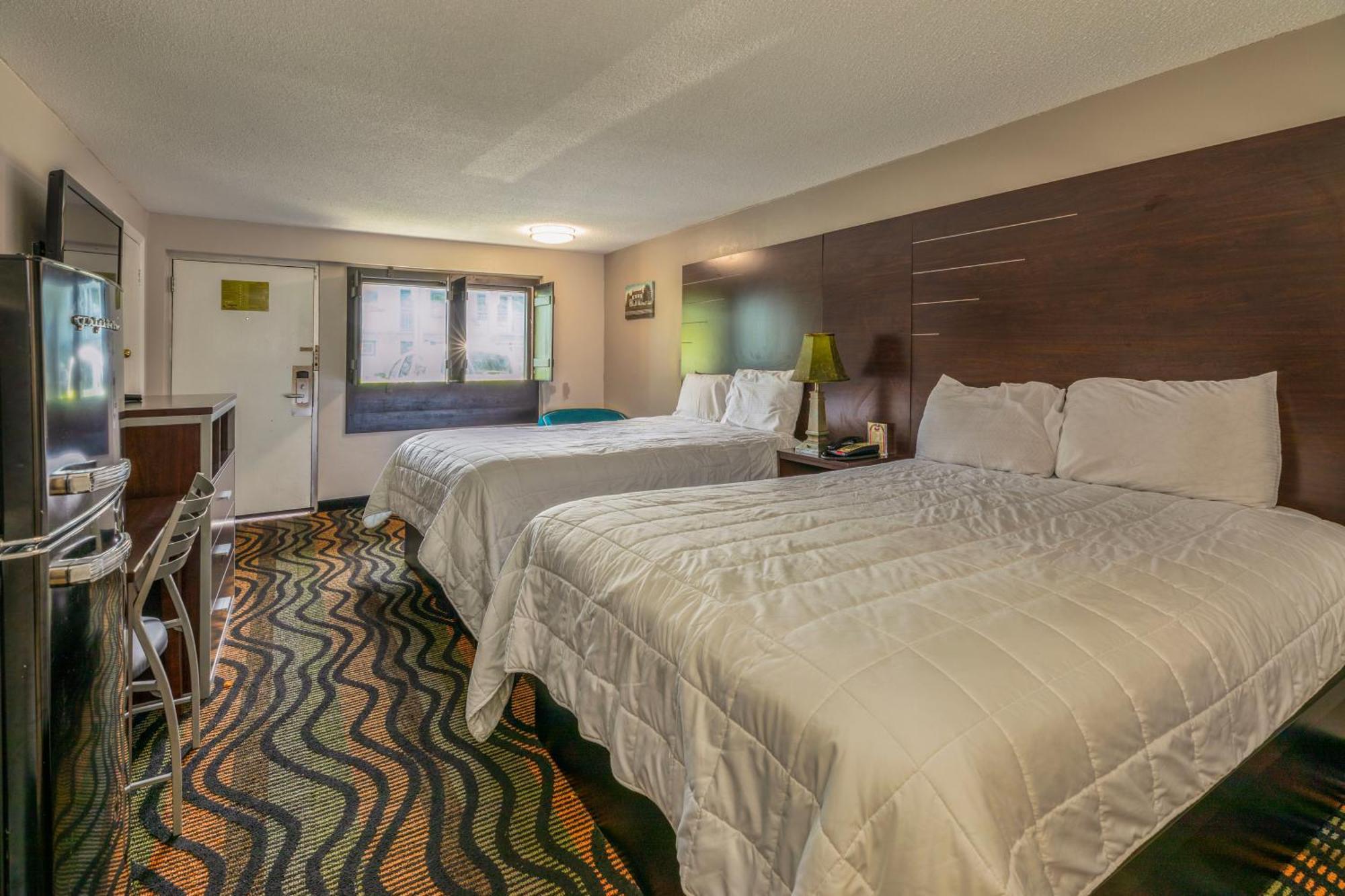 Country Town N' Suites แกตลิงเบิร์ก ภายนอก รูปภาพ
