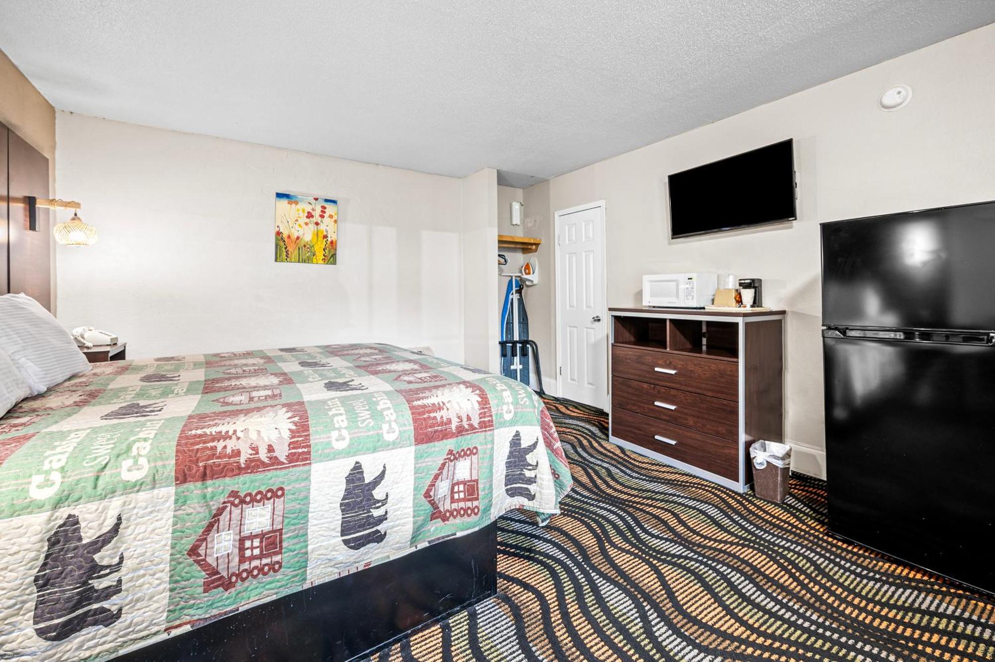 Country Town N' Suites แกตลิงเบิร์ก ภายนอก รูปภาพ