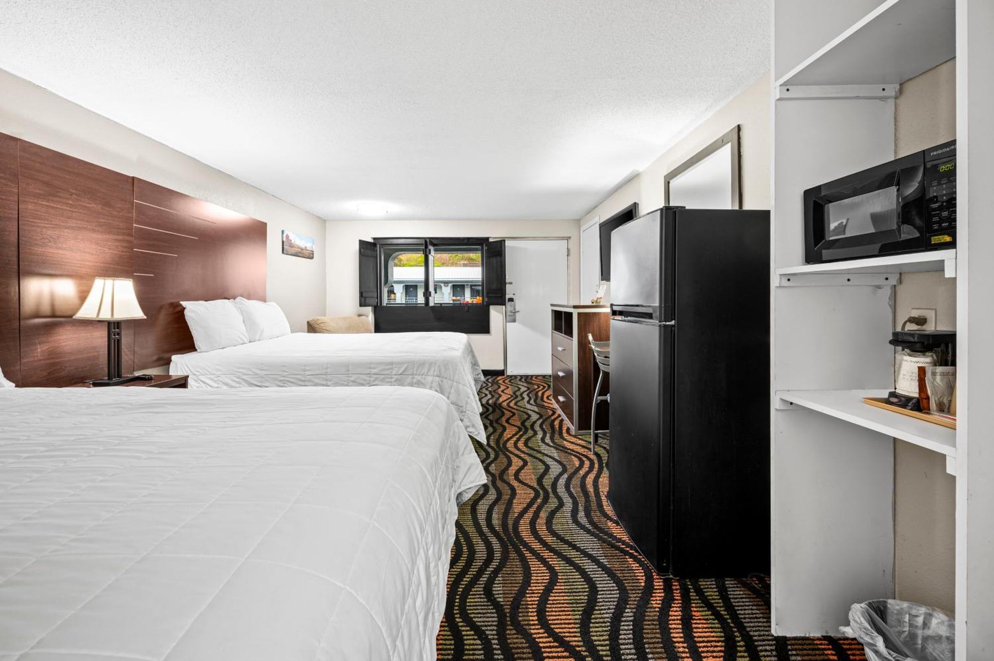 Country Town N' Suites แกตลิงเบิร์ก ภายนอก รูปภาพ
